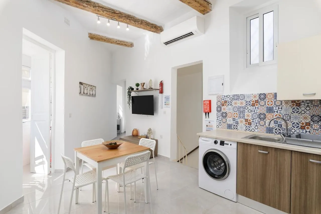 Modern, Cosy 1Bd Home - Close To Valletta Hamrun 0*,  Malta