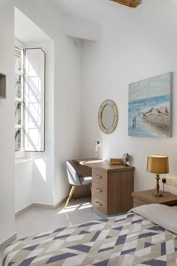 Modern, Cosy 1Bd Home - Close To Valletta Hamrun 0*,